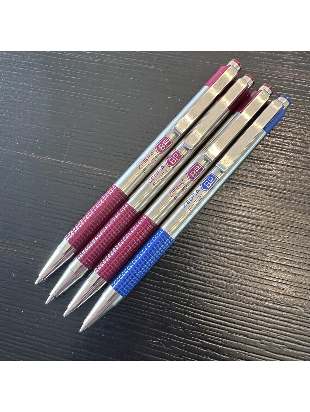 Zebra F-301 Stainless Steel Ballpoint Pens Blue Burgundy Ink Lot Of 4 EUC